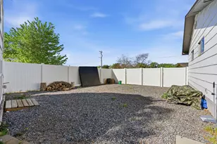 1438 N Trinnaman Ln W, Lehi, UT 84043 - Photo 40