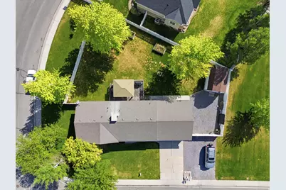 1438 N Trinnaman Ln W, Lehi, UT 84043 - Photo 44
