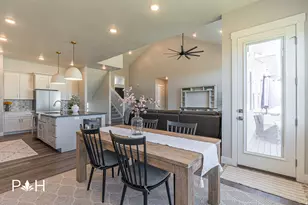 781 W 85 S, Hyrum, UT 84319 - Photo 24