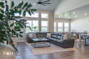 781 W 85 S, Hyrum, UT 84319 - Photo 4