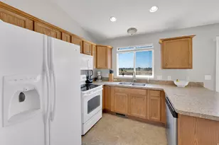 2603 W 2225 S, Syracuse, UT 84075 - Photo 8