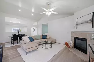 4584 W Carriage Ln, Cedar Hills, UT 84062 - Photo 8