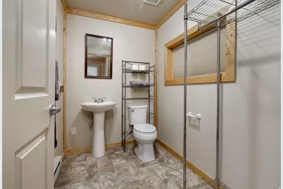 2680 W 500 N, Vernal, UT 84078 - Photo 10