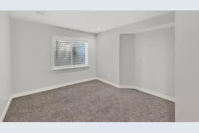 112 W Crystal Bay Dr, Stansbury Park, UT 84074 - Photo 20