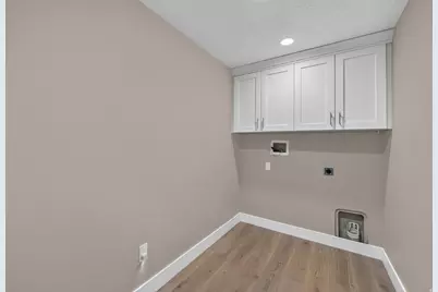 1547 E Owen Cv, Lake Point, UT 84074 - Photo 34