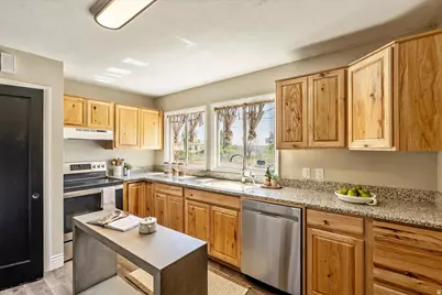585 W 5175 S, Ogden, UT 84405 - Photo 10