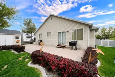 5949 W Fragrant Ln, Herriman, UT 84096 - Photo 32