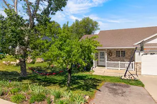 307 N Peach St, Santaquin, UT 84655 - Photo 6