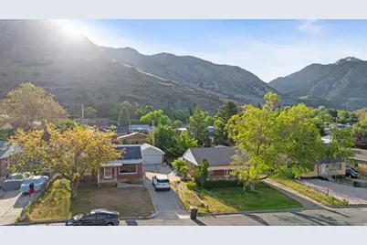 718 S Robins Ave, Ogden, UT 84404 - Photo 32