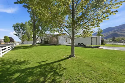 415 E 400 N, Santaquin, UT 84655 - Photo 32