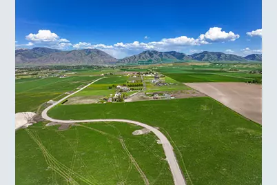 2988 W 6500 S #10, Wellsville, UT 84339 - Photo 6