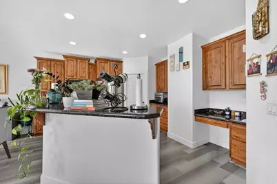 4468 S Archer Garden Ct, Holladay, UT 84117 - Photo 10