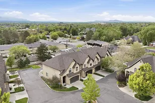 4468 S Archer Gdn Ct, Holladay, UT 84117 - Photo 2
