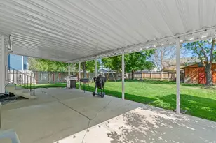 429 E 1700 S, Kaysville, UT 84037 - Photo 24