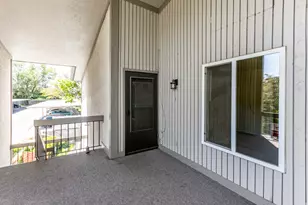 5839 S Waterbury Dr E, Holladay, UT 84121 - Photo 1