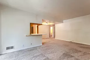 5839 S Waterbury Dr E, Holladay, UT 84121 - Photo 4