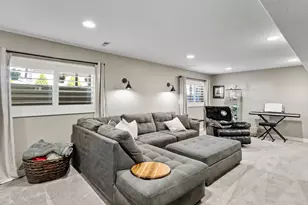 8273 S Skyline Arch Dr W, West Jordan, UT 84081 - Photo 14