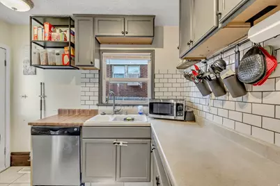 196 N 100 W, Tooele, UT 84074 - Photo 6