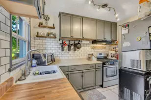 196 N 100 W, Tooele, UT 84074 - Photo 8