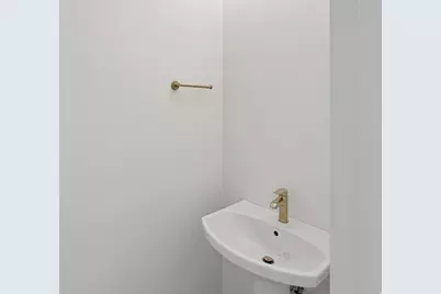 7624 S Clipper Hill Rd W #302, West Jordan, UT 84081 - Photo 10