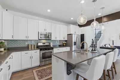 21 W Swainson Ave, Saratoga Springs, UT 84045 - Photo 10