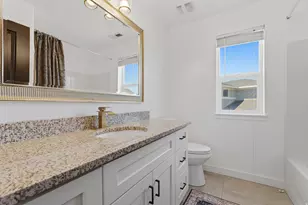 21 W Swainson Ave, Saratoga Springs, UT 84045 - Photo 32