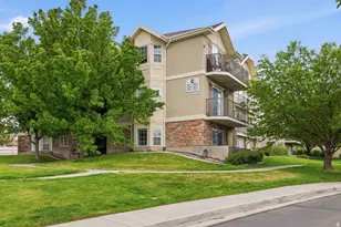 2083 N Morning Star Dr, Saratoga Springs, UT 84045 - Photo 2