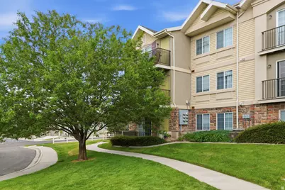 2083 N Morning Star Dr, Saratoga Springs, UT 84045 - Photo 4