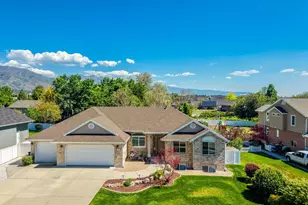 1429 Flint Meadow Dr, Kaysville, UT 84037 - Photo 2