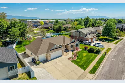1429 Flint Meadow Dr, Kaysville, UT 84037 - Photo 54