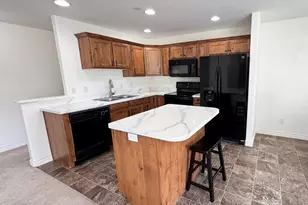 909 S Main St, Layton, UT 84041 - Photo 2