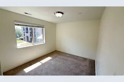 909 S Main St #F, Layton, UT 84041 - Photo 8