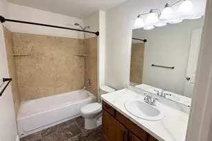 909 S Main St, Layton, UT 84041 - Photo 14