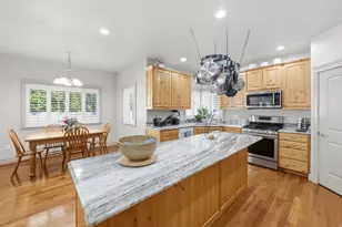 914 N 400 W, Centerville, UT 84014 - Photo 8