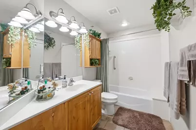 914 N 400 W, Centerville, UT 84014 - Photo 18