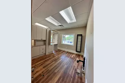 3643 S Highland Dr, Salt Lake City, UT 84106 - Photo 8