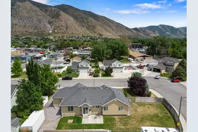 449 N 100 W, Springville, UT 84663 - Photo 32