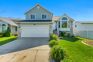916 N 1100 W, Farmington, UT 84025 - Photo 1