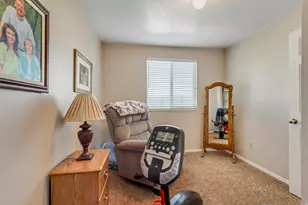 916 N 1100 W, Farmington, UT 84025 - Photo 14