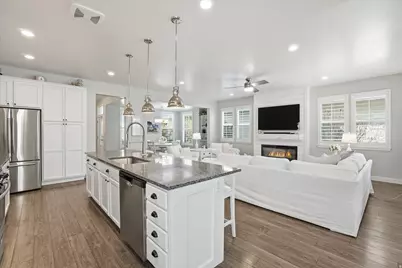 10606 S Lake Ave W, South Jordan, UT 84009 - Photo 14
