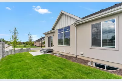 7632 S Waverly Ln, West Jordan, UT 84084 - Photo 20
