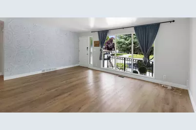 3915 S Feramorz Dr, Holladay, UT 84124 - Photo 6