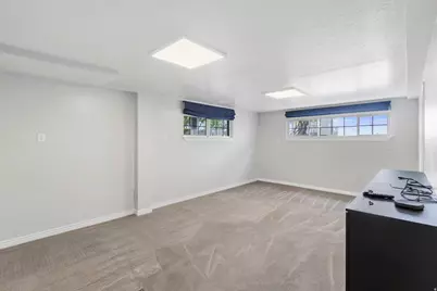 3915 S Feramorz Dr, Holladay, UT 84124 - Photo 32