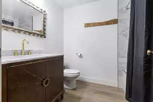 3915 S Feramorz Dr, Holladay, UT 84124 - Photo 14