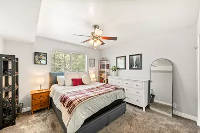 1205 E Waterside Cv S, Midvale, UT 84047 - Photo 10