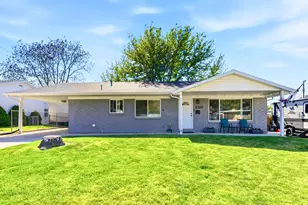 4327 S 900 E, South Ogden, UT 84403 - Photo 2