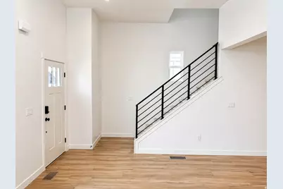 7029 W Lake Ave, South Jordan, UT 84009 - Photo 12