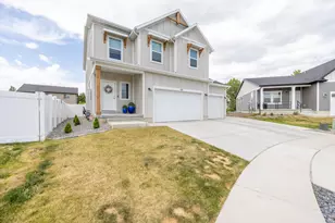 1117 S 1275 W, Clearfield, UT 84015 - Photo 2