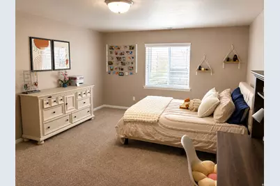 423 W Cornfield Cir S #236, Kaysville, UT 84037 - Photo 14