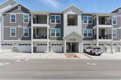 972 W Spider Green Way N #E302, Saratoga Springs, UT 84045 - Photo 2